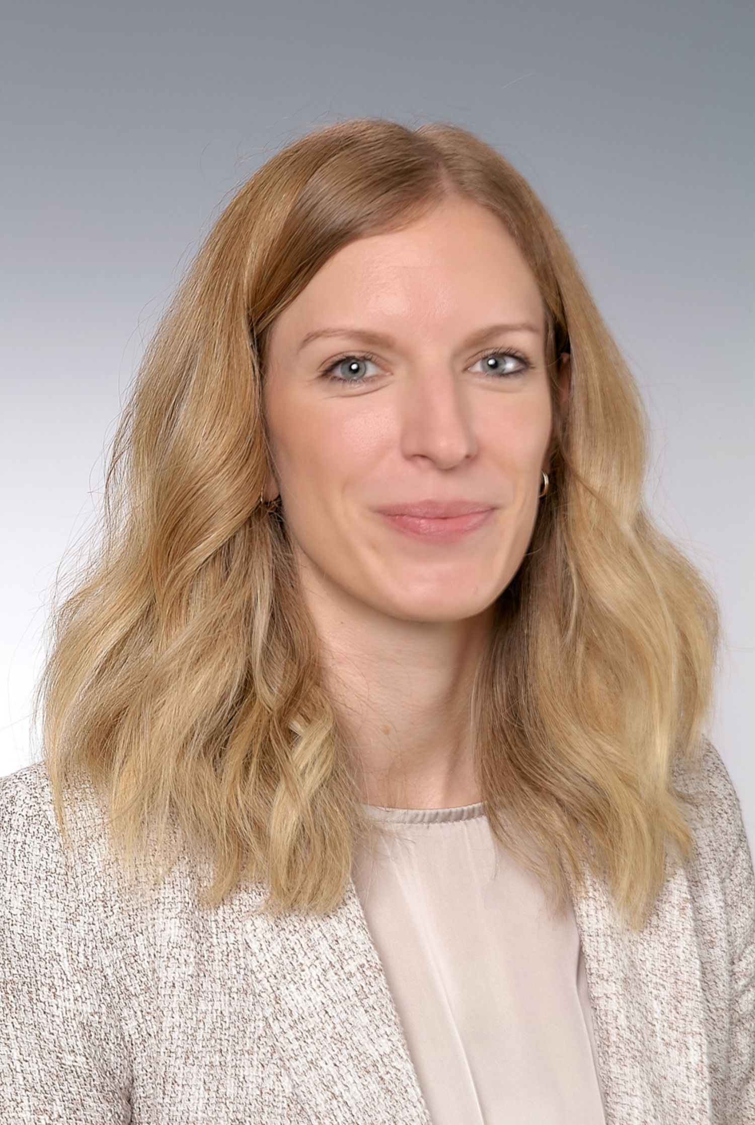 Huber, Mag. Nina
