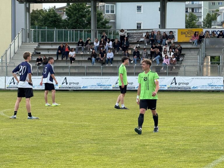 Abschlussmatch: Triumph für Allstars United