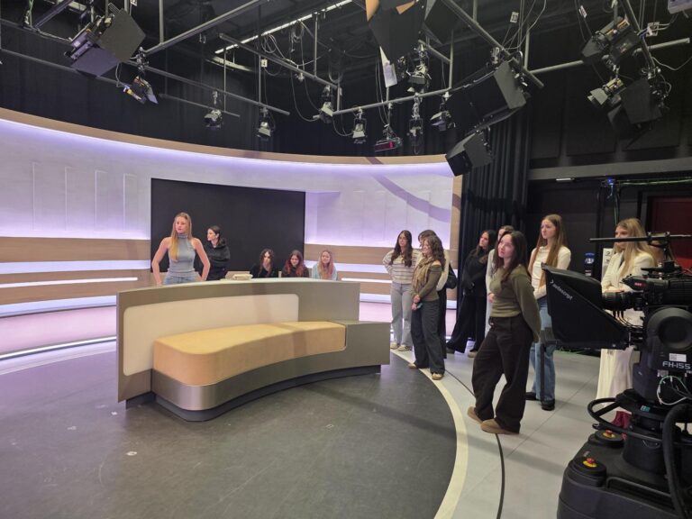 5AHM zu Besuch beim ORF Kärnten