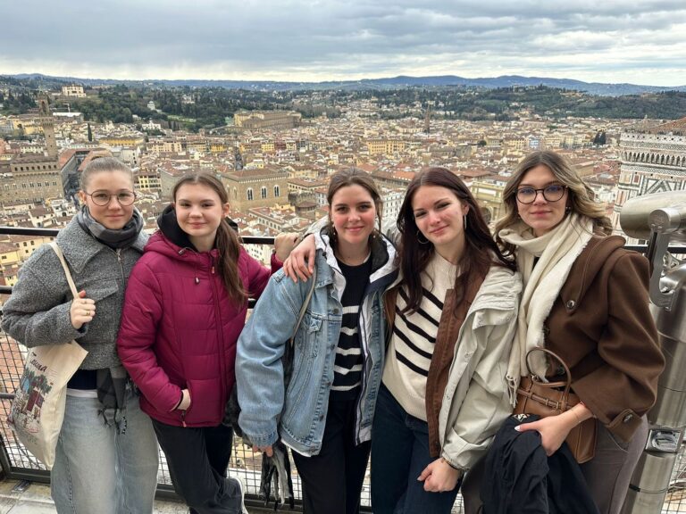 Von Florenz bis Bologna: Eine unvergessliche Reise der 4AHW durch Italien