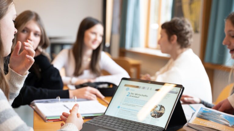Digitales Arbeiten: Online-Infoabend am 8. Juni