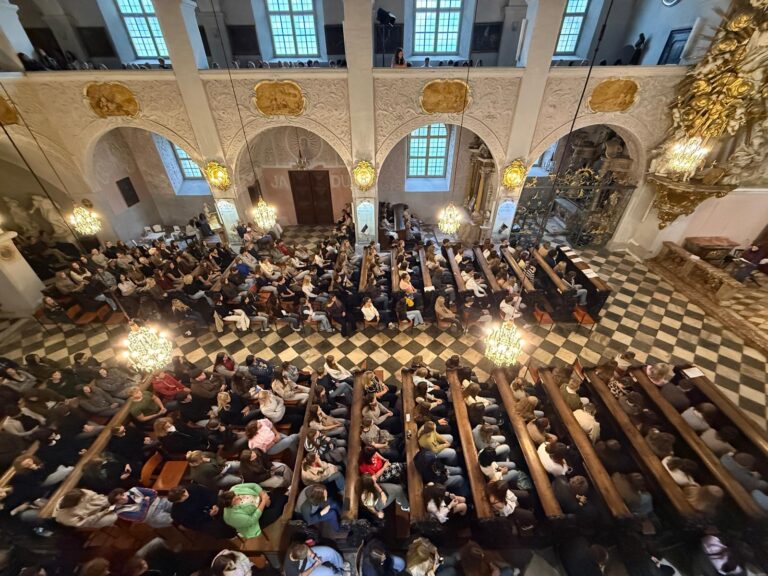 „Talente entdecken“: Eröffnungsgottesdienst als Schlussspunkt der ersten Woche